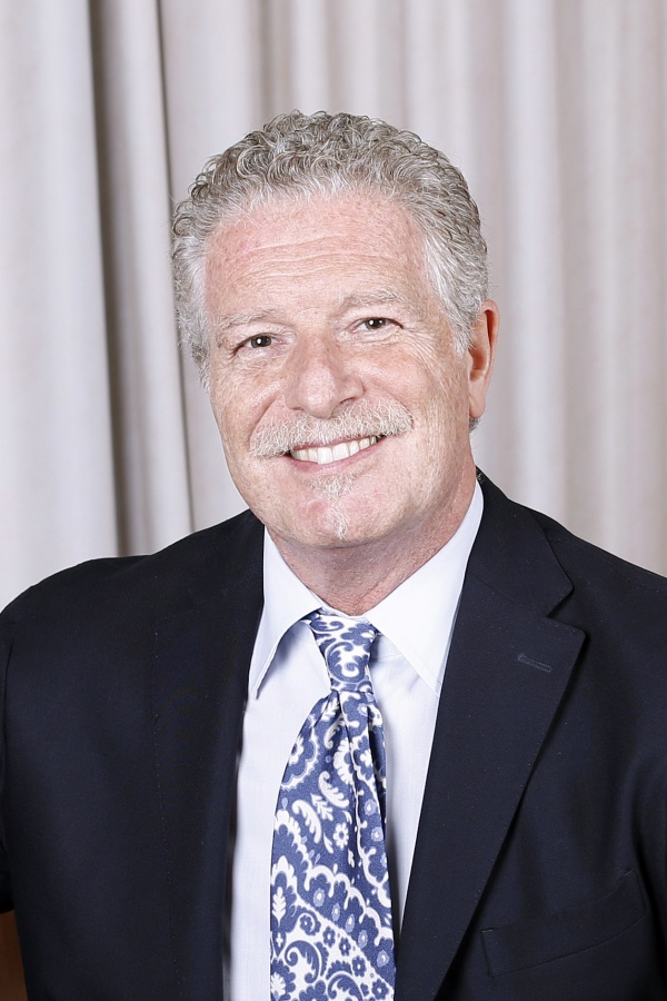 Giovanni Olivi, MD, DDS Giovanni Olivi, MD, DDS