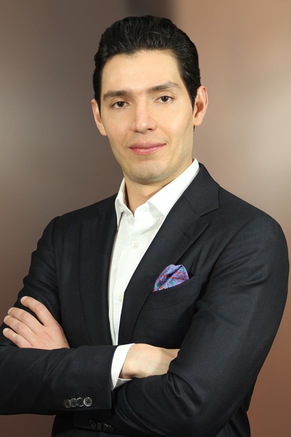 Sebastian Velez, MD